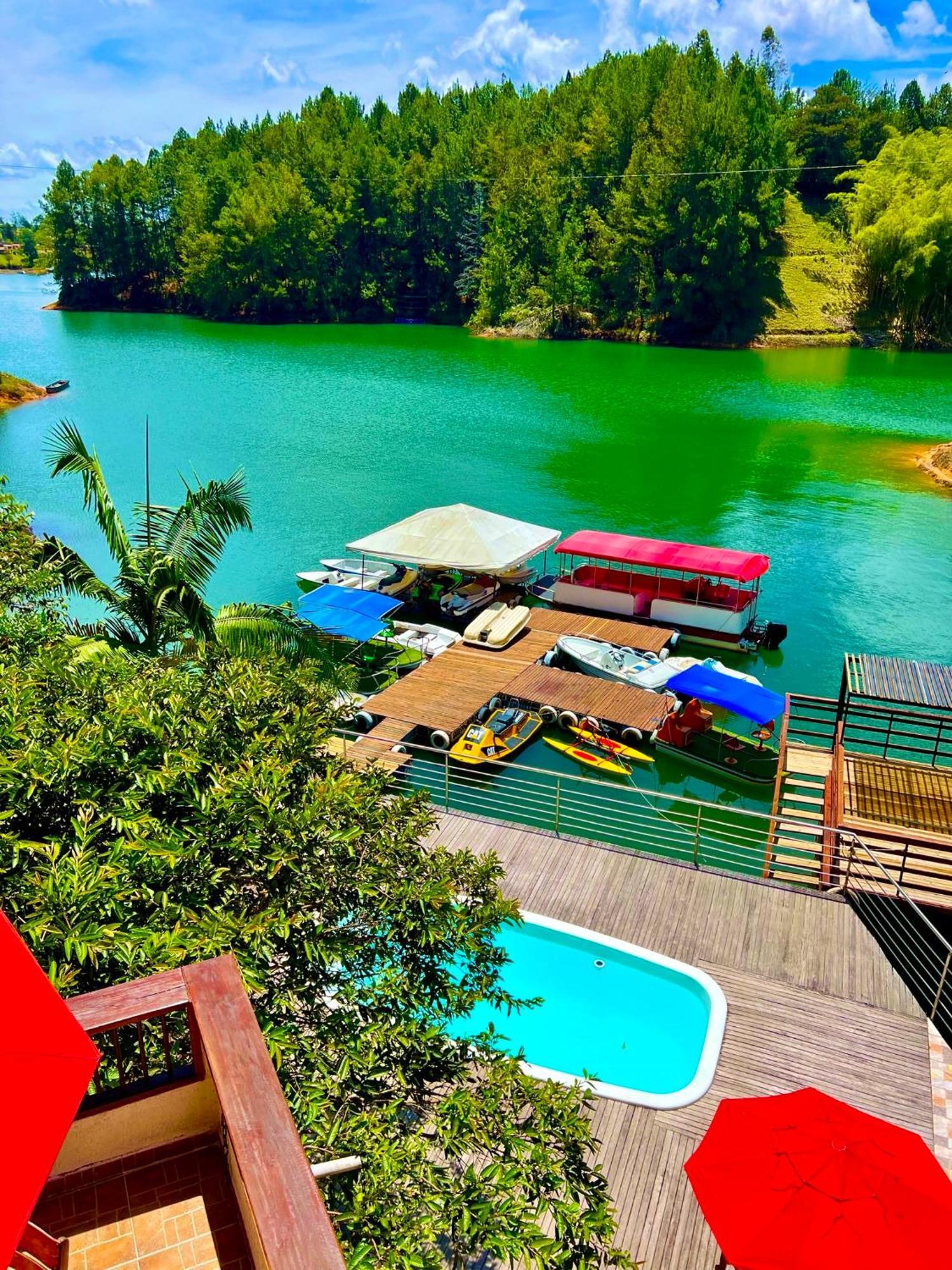 Finca Santa Monica Guatape Privada Lujosa Piscina Jacuzzi Sauna Muelle Represa Jetski Planchon Villa Exterior foto